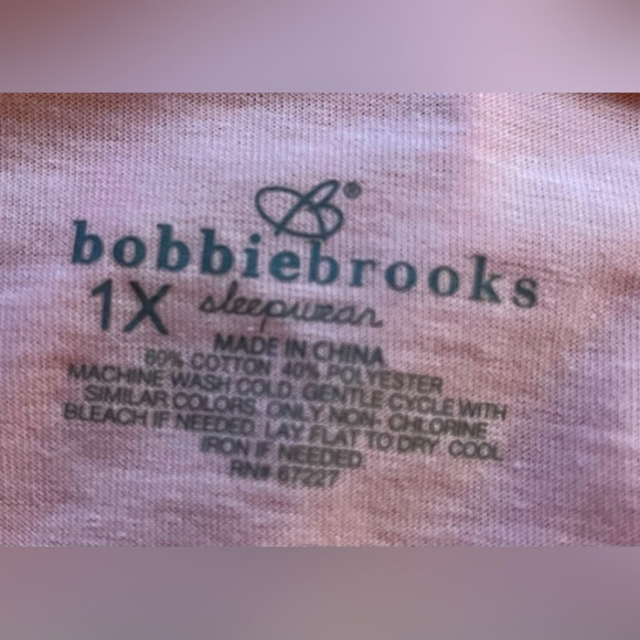 Bobbie Brooks Short Sleeve Graphic Tee -Never Say Monday - Picture 4 of 5